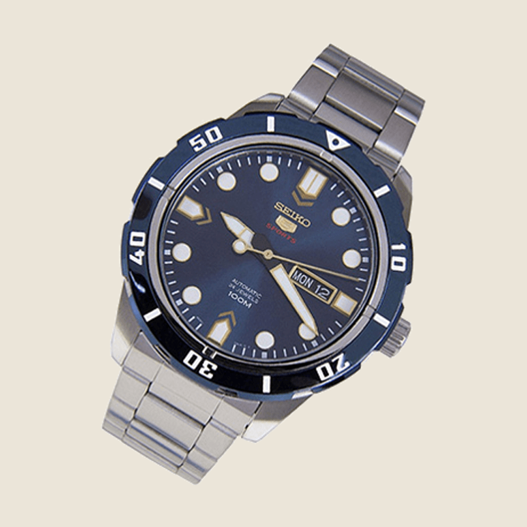 שעון Seiko 5 Sports SRP677J1 — אוטומטי 4R36, לוח כחול, 100m | Dialoria